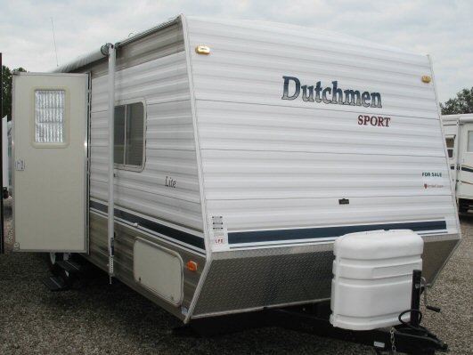 Affordable 2004 Dutchmen Sport Lite RV for Sale: Excellent Condition, Must See!