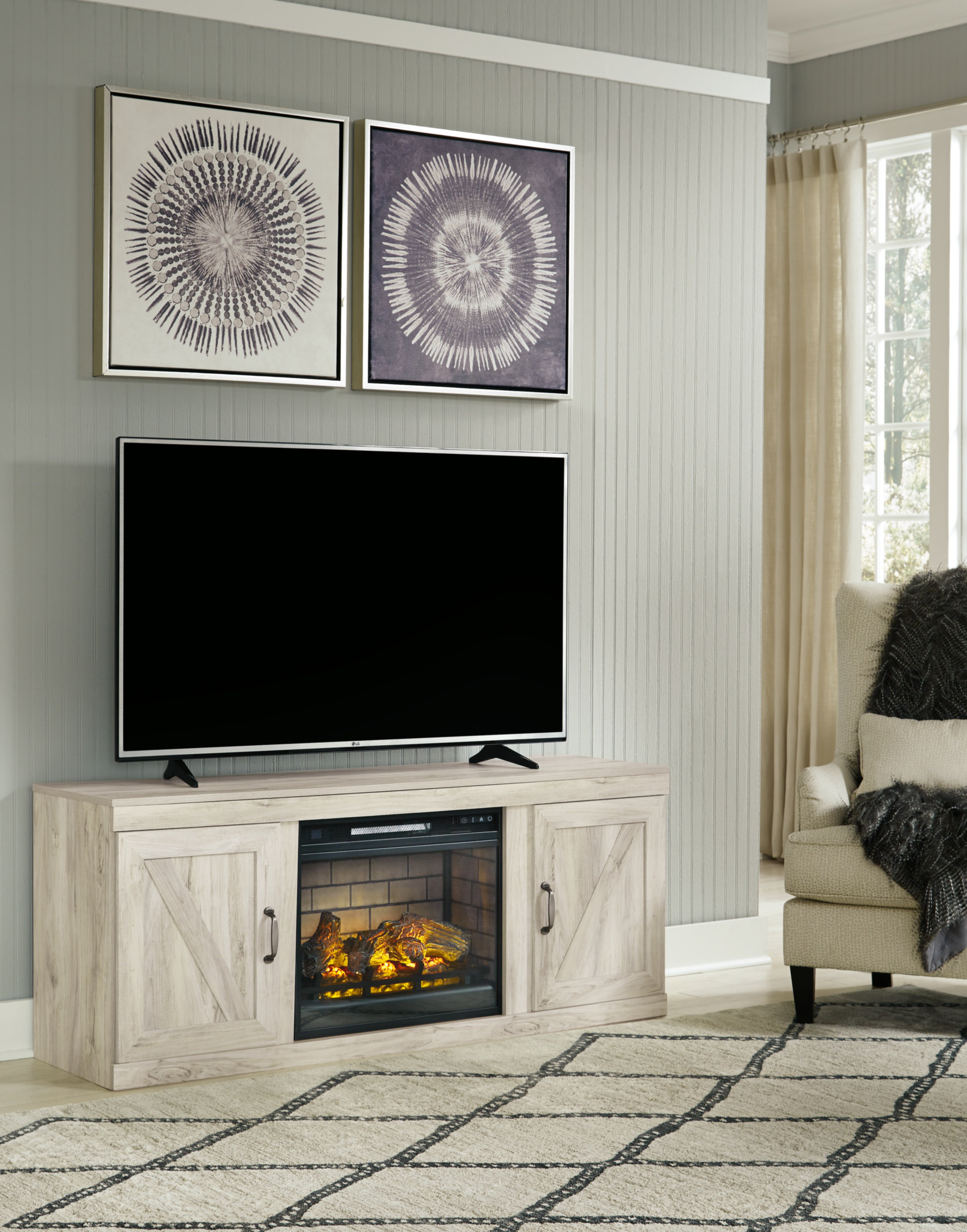 Bellaby TV Stand: Modern Style & Electric Fireplace for TVs up to 60