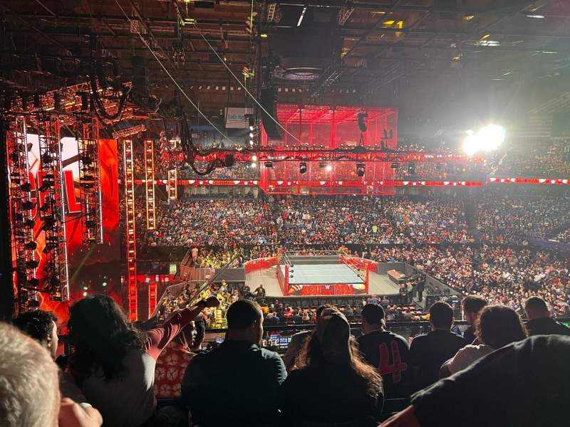 Allstate Arena Welcomes WWE Raw: Get Ready to Rumble